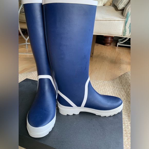 Lugsole Rainboots from JCrew - Picture 2 of 8